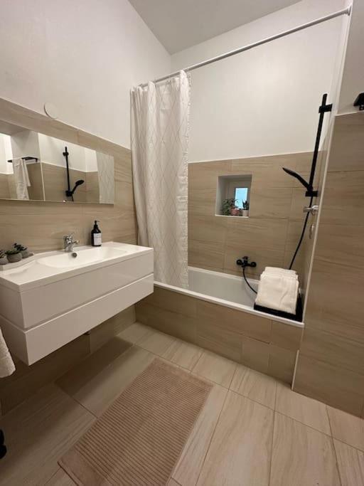 Modernes 2 Zimmer Apartment Berlin Exterior foto